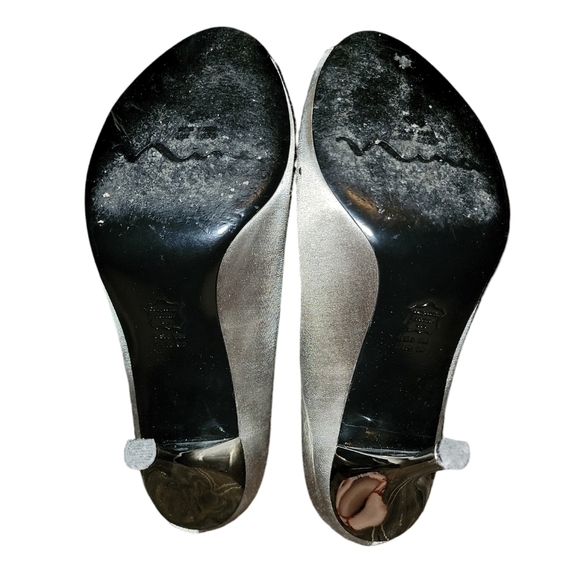 New York Nina size 6 high heel shoes Rhinestone, open toe, 3" Heel, gray - Picture 9 of 10